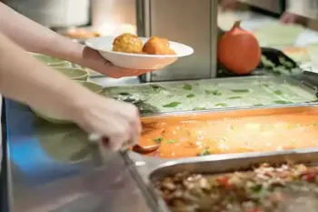 چگونه باید غذا را در رستوران گرم نگه داشت ؟
