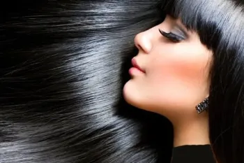 تاثیر شامپو رنگ روی موهای مشکی