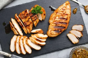 18 نوع از بهترین گوشت ها برای بدنسازی و رشد عضله