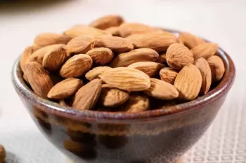 آیا خوردن بادام باعث چاقی می شود؟