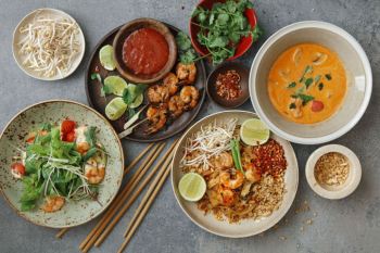 بهترین غذای تایلندی: ۱۵ غذای برتر و اصیل تایلند