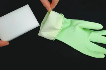 دیگه از دستکش ها معمولی استفاده نکن / شستشو و تمیزکاری با دستکش ظرفشویی