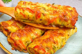طرز تهیه رولت لقمه ای با سیب زمینی و تخم مرغ