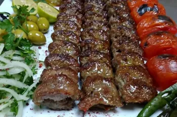 طرز تهیه کباب کوبیده بدون منقل؟ این دستور پخت شما را شگفت زده میکند