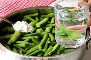 طرز تهیه خوراک لوبیا سبز / دستور پخت لوبیا سبز با روغن زیتون