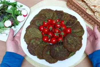 طرز تهیه کوکوی بهاره اصل گیلان فقط با باقالی و شوید
