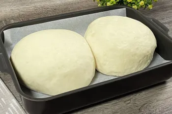 من دیگه نان نمیخرم! دستور العمل سریع برای پخت نان در ۵ دقیقه با آرد و آب