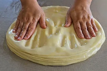 طرز تهیه بورک اسفناج / دستور پخت ساده و آسان بورک ترکی