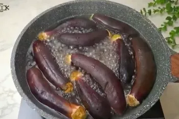 بادمجون رو درسته بجوشون / طرز تهیه ۲ مدل ترشی مجلسی با بادمجان جوشیده