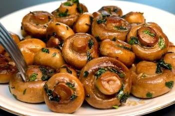 طرز تهیه قارچ سرخ شده: جایگزینی لذیذ بجای گوشت