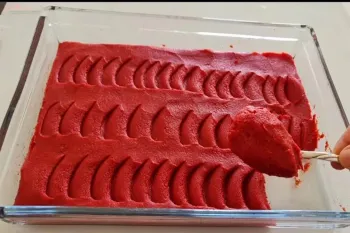 طرز تهیه رب گوجه بدون نیاز به پختن و جوش آمدن / تا سالها رب گوجه سالم میماند