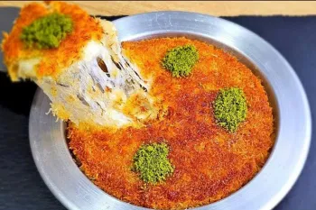 طرز تهیه کنافه دسر معروف ترکیه با جزئیات کامل