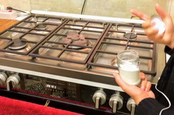 بهترین روش تمیز کردن و برق انداختن گاز و چدن های گاز / تا ماهها گاز لک نمیشه