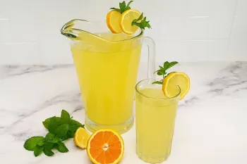 طرز تهیه سریع لیموناد ترکی خوشمزه و ویتامینه