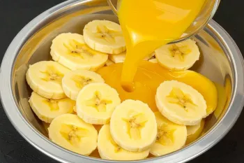 فقط موز و پرتقال! بهترین دسر خانگی در ۵ دقیقه! بدون نیاز به پخت!