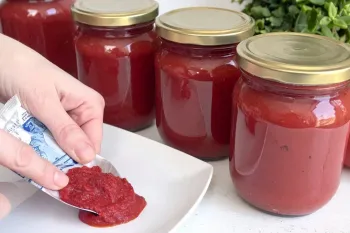 طرز تهیه رب گوجه فقط در 20 دقیقه / بدون نیاز به ساعت ها جوشاندن رب گوجه غلیظی خواهید داشت