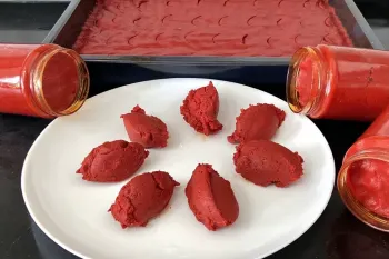 طرز تهیه رب گوجه فرنگی سفت و قالبی با رنگ روشن / بدون آب انداختن و ترش شدن