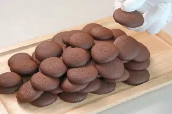 طرز تهیه کوکی شکلاتی مناسب چای عصرانه / درست کردنشان خیلی آسان است