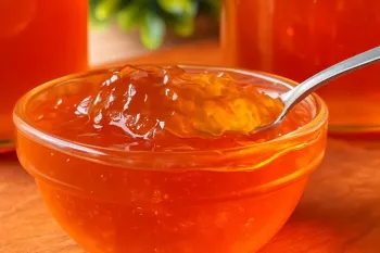 طرز تهیه مربا سیب ژله ای بدون شکرک زدن / تا ماه ها مربا تازه داری