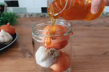 طرز تهیه آنتی بیوتیک طبیعی برای قطع کردن سرفه