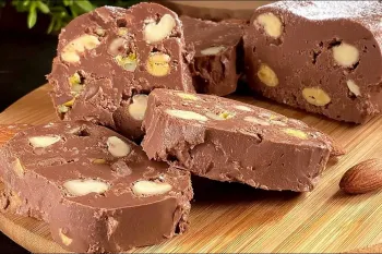 طرز تهیه دسر شکلاتی بدون پخت مناسب برای افراد دیابتی