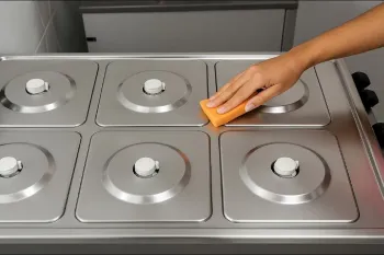 روش طبیعی برای تمیز کردن سطوح استیل / تا سالها لک نمیشود