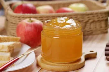 طرز تهیه مربا سیب فقط با 4 ماده اولیه / مربا سیب بدون شکرک زدن و ترش شدن