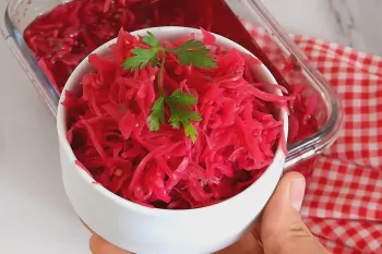 طرز تهیه ترشی کلم با سرکه و شکر / این ترشی 4 ساعته آماده میشه