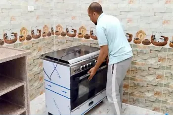 بازسازی زیبای آشپزخانه قدیمی و تبدیل آن به آشپزخانه مدرن