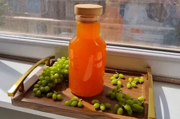 طرز تهیه آبغوره خانگی با تمام نکات و اصولی ترین روش