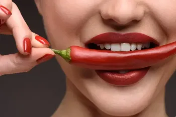 روش های خانگی رفع تندی فلفل از پوست دست