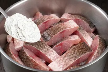بهترین روش مرینیت کردن ماهی / دیگه به روش قدیم ماهی را مزه دار نکن