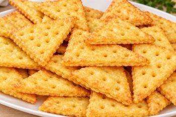 آموزش ساخت بیسکویت پنیری خانگی فوری با ۳ ماده اولیه