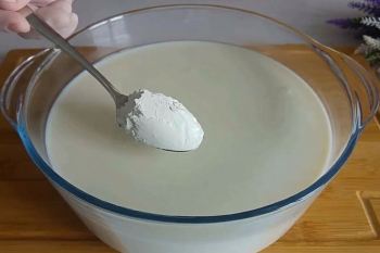 طرز تهیه ماست چکیده بازاری بدون آب انداختن