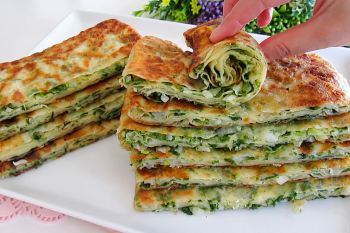طرز تهیه بورک سبزیجات ترکیه ای در تابه بدون فر