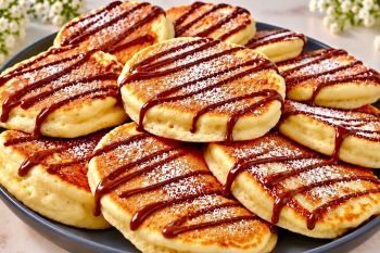طرز تهیه دسر تابه ای خوشمزه فقط با موز و تخم مرغ