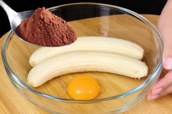 طرز تهیه ماسک طبیعی لایه بردار و آبرسان با موز و قهوه