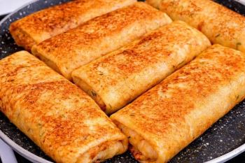 دیگر سیب زمینی آب پز ساده نخورید! طرز تهیه بورک سیب زمینی تابه ای در کمتر از ۱۰ دقیقه