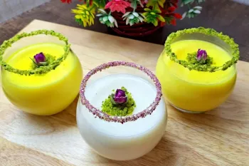 طرز تهیه مشکوفی دسر شمالی خوشمزه برای ماه رمضان در سه رنگ