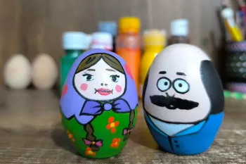 آموزش نقاشی روی تخم مرغ های سفالی سفره هفت سین