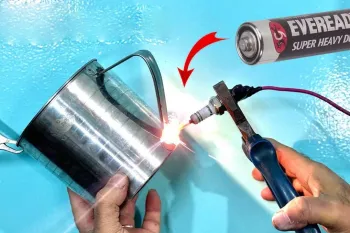 ساخت یک دستگاه جوشکاری شگفت انگیز از باتری ۱.۵ ولت