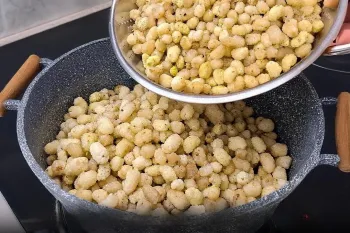 توت سفید رو بجوشون نتیجش شگفت انگیزه!