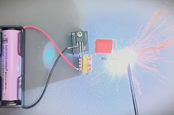 چگونه یک دستگاه قاتل مگس های موزی قوی بسازیم?