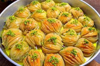 طرز تهیه باقلوای ترکی خانگی