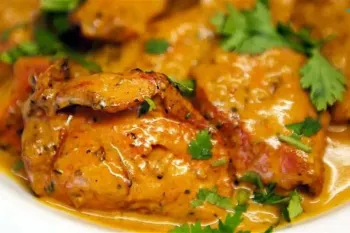 طرز تهیه مرغ با سس بادام هندی