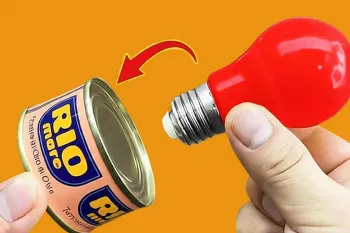 ساخت یک آنتن قوی فقط با قوطی تن ماهی و یک لامپ