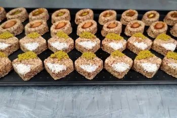 طرز تهیه یک شیرینی خوشمزه رژیمی بدون آرد و شکر و روغن