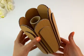 زیباترین ایده ها با مقوا و مواد بازیافتی