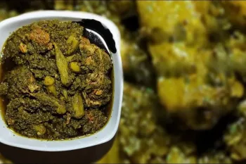 طرز تهیه خورشت بامیه با سبزی