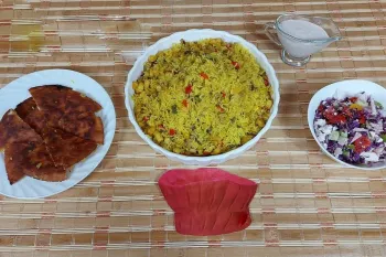 طرز تهیه پلو یونانی با میگو